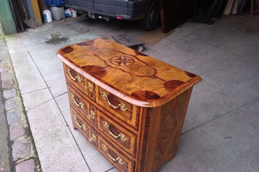 restauration d'une commode en marqueterie ATELIER SAINTE ANNE  Armentieres