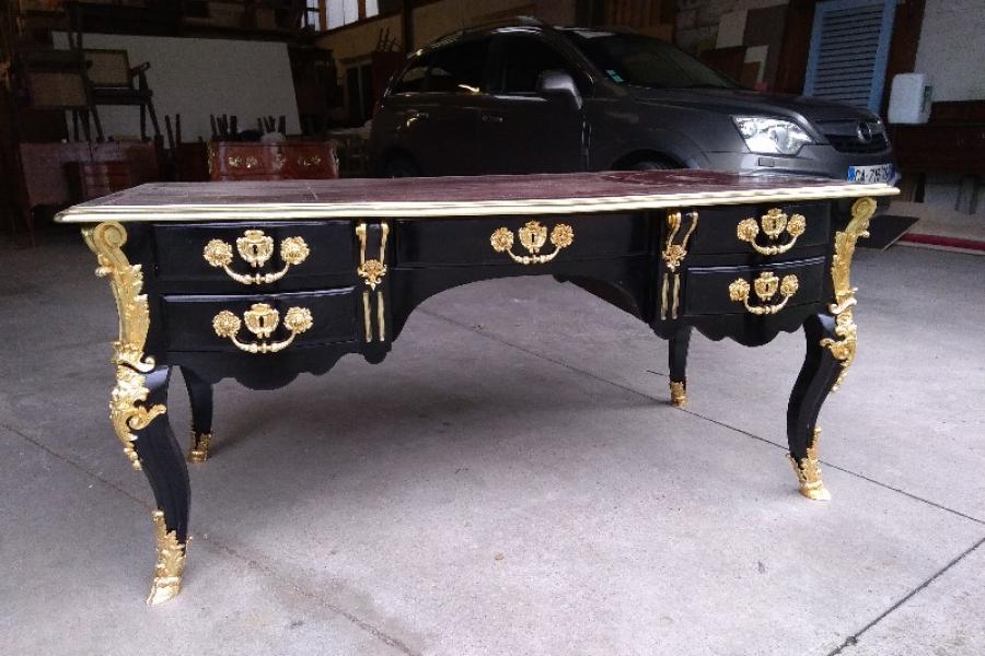 Restauration d'un bureau LOUIS XV  ATELIER SAINTE ANNE  Armentieres