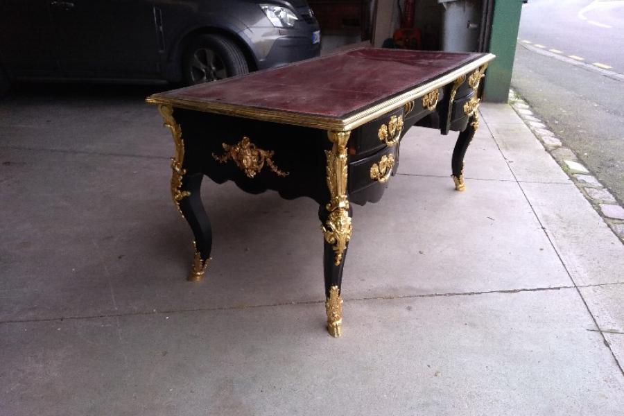 Restauration d'un bureau LOUIS XV  ATELIER SAINTE ANNE  Armentieres